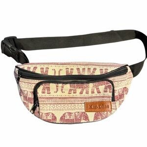 Kar-Dhae Elephant Pattern Travel Belt Bag